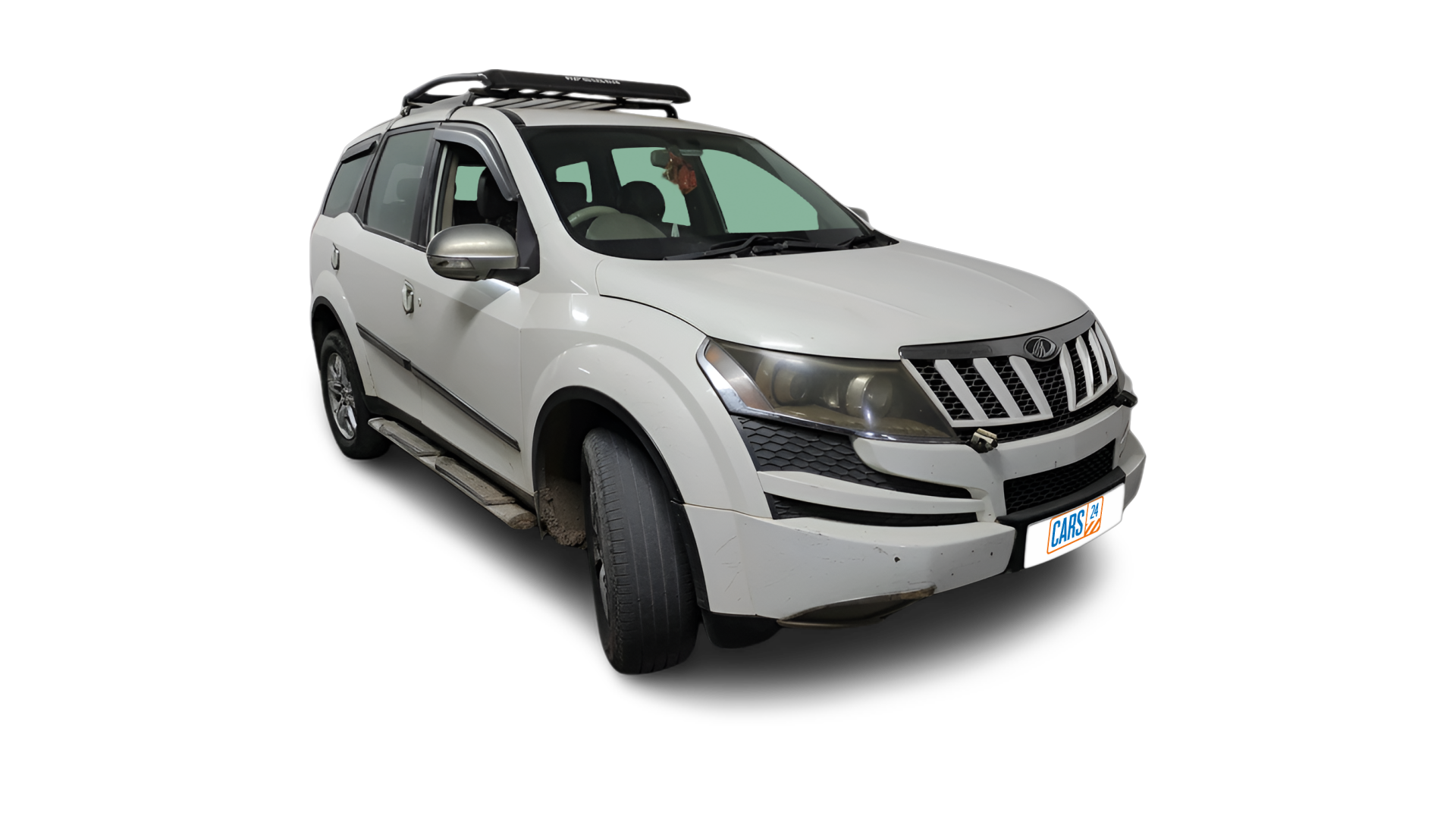 Mahindra XUV500-img